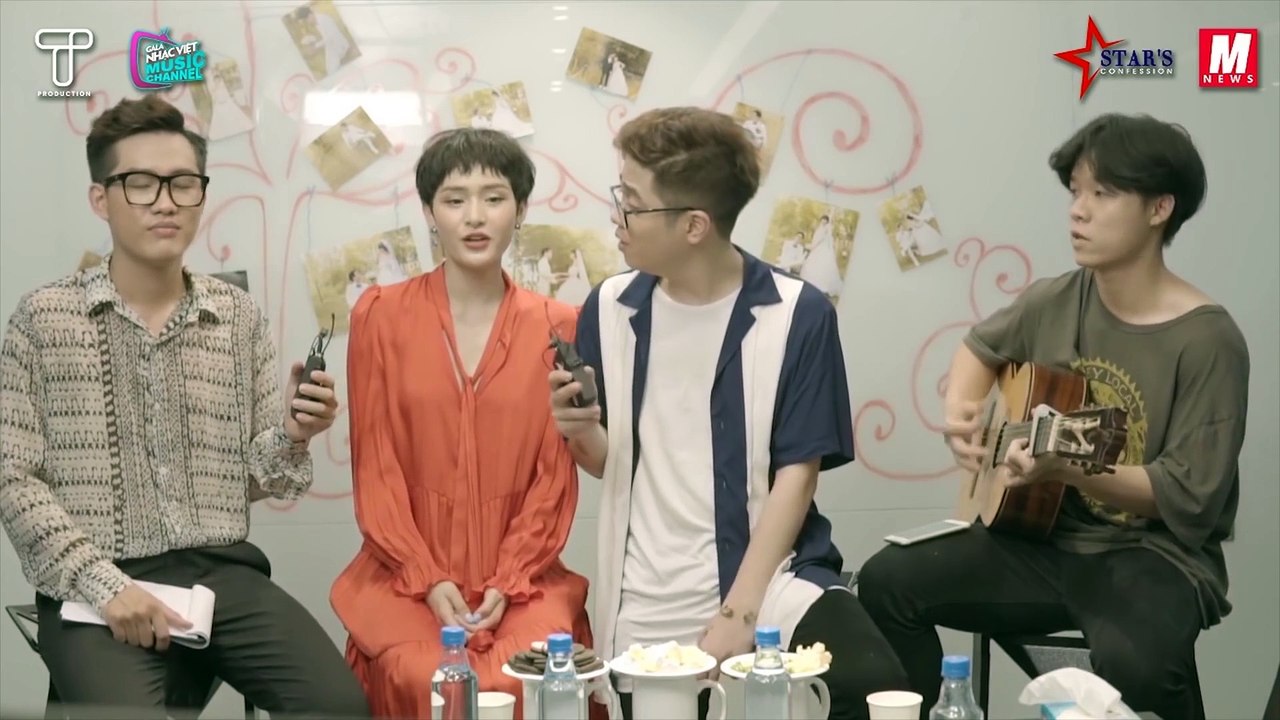 Bùi Anh Tuấn khiến Hiền Hồ ngại ngùng khi hát Rồi Người Thương Cũng Hóa Người Dưng - Gala Nhạc Việt