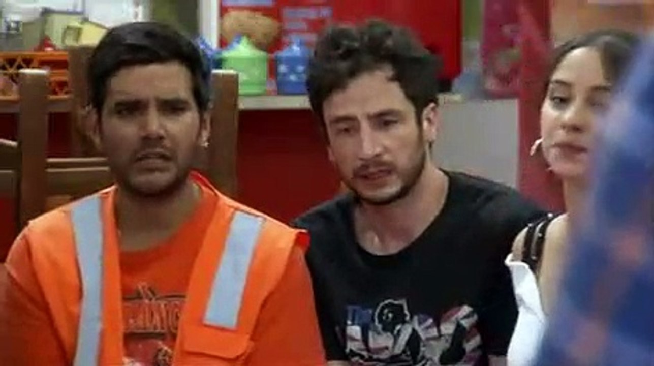 92 La Reina de Franklin_clip0