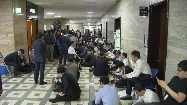 패스트트랙 놓고 여야 전면전 예고...충돌 불가피 / YTN