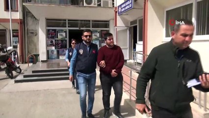 Kiralamak için aldıkları araçları sahte plaka takarak ve parçalayıp satarak yok ettiler
