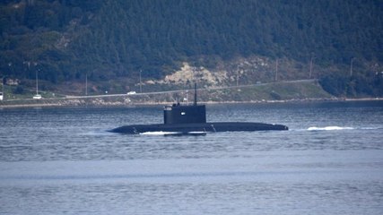 Rus Denizaltısı Çanakkale Boğazı'ndan Geçti