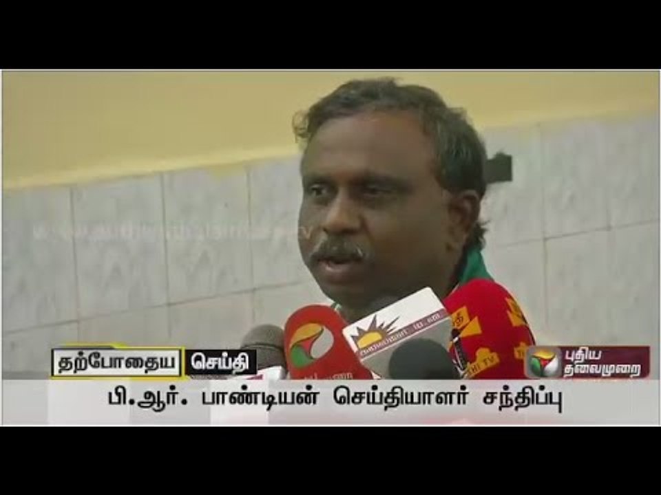 P.R. Pandian of the farmers' consortium addressing reporters in Chennai