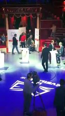 Évacuation musclée de militantes féministes au cirque d'hiver d'une conférence de "Valeurs actuelles"