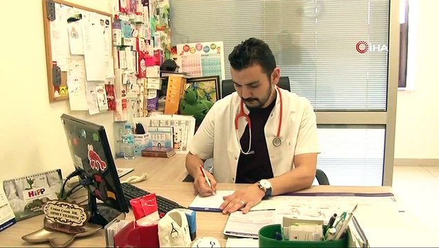 Çocuk Sağlığı ve Hastalıkları Uzmanı Dr. Ahmet Yıldırım ebeveynleri çocuklarının alerjik rahatsızlıklarına dair bilgilendirdi