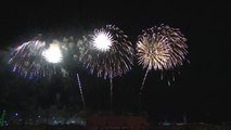 [영상] 국내 최대 크루즈터미널 개장 축하 불꽃쇼 / YTN