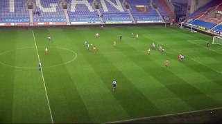 VÍDEO: Sub-15 do Wigan marca golo fabuloso ao estilo de Ibrahimovic