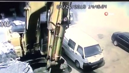 Patlamada Ölü Sayısı 3'e Yükseldi: Dehşet Anları Kamerada