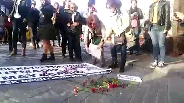 Kadın meslek örgütleri 1 Mayıs 1977'de ölen işçi kadınları andı