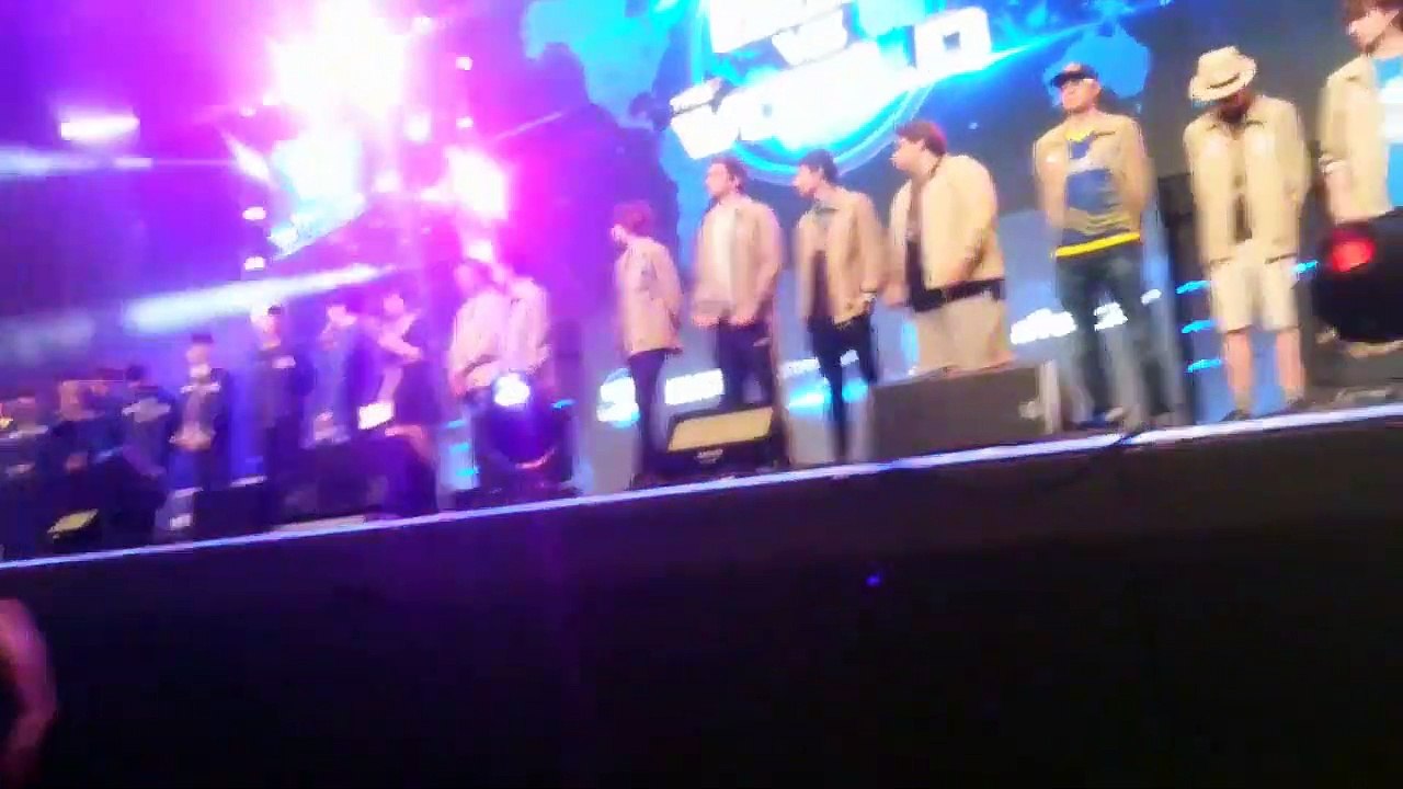 직캠 gsl the world     stacraft 2  dark  박령우 출현