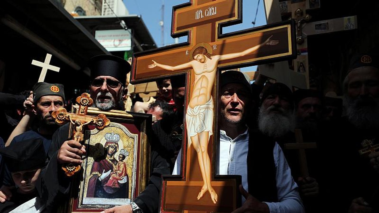 Orthodoxe Christen feiern Karfreitag in Jerusalem