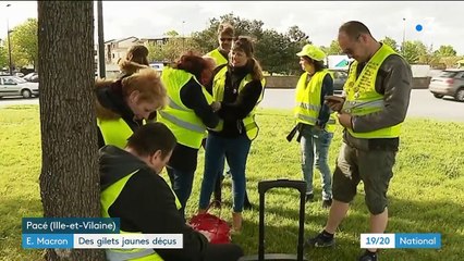 "C'est du pipeau" : des "gilets jaunes" pas convaincus par les annonces d'Emmanuel Macron