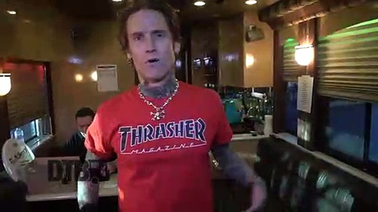 Buckcherry - BUS INVADERS Ep. 1435