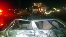 Carro e caminhão colidem no Trevo Cataratas