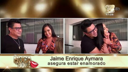 Jaime Enrique Aymara presenta a su novia
