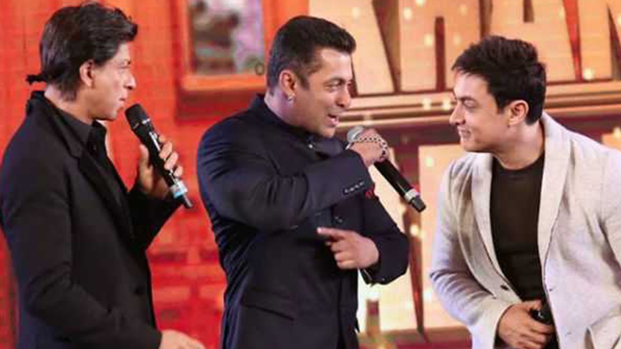 Salman Khan & Aamir Khan visits Shahrukh Khan's residence Mannat for any project? | FilmiBeat