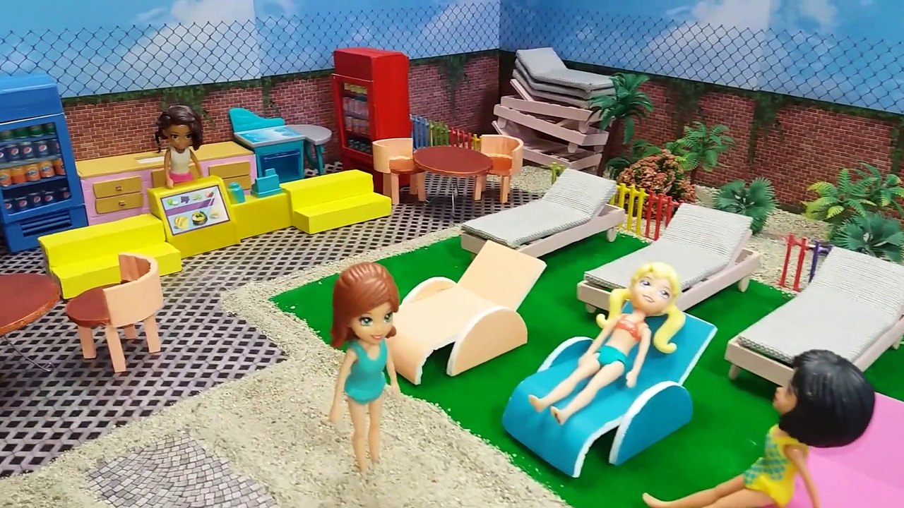 Havuz Sezonu Açılınca | Sabri ve Ailesi | Oyuncak Bebekler Havuzda