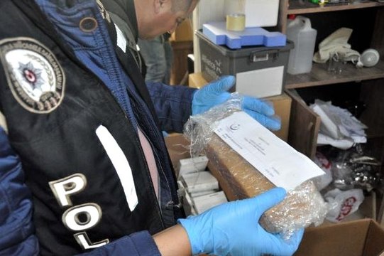 120 Milyon TL'lik İlaç Vurgunu Çetesine Operasyon: 35 Gözaltı