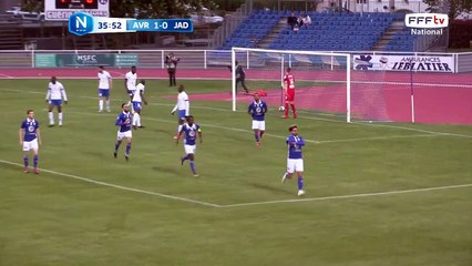 Superbe reprise de volée de MAZIZ!