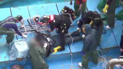 어선에서 다친 선원, 해경 헬기로 긴급이송 / YTN