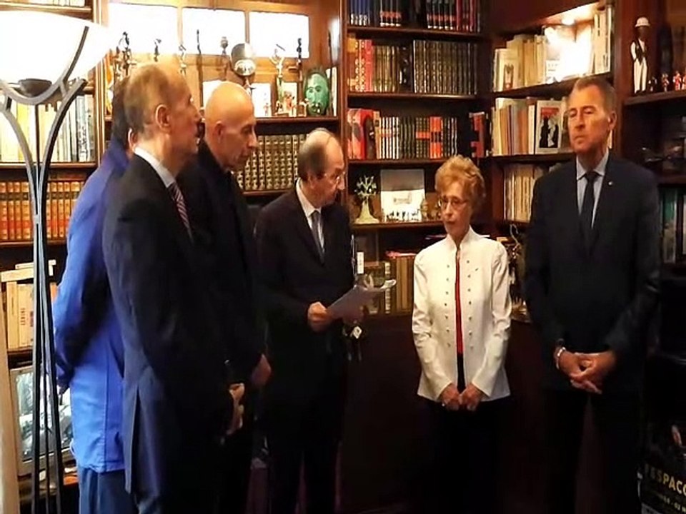 B- Discours de Denis Fadda et remise de la médaille