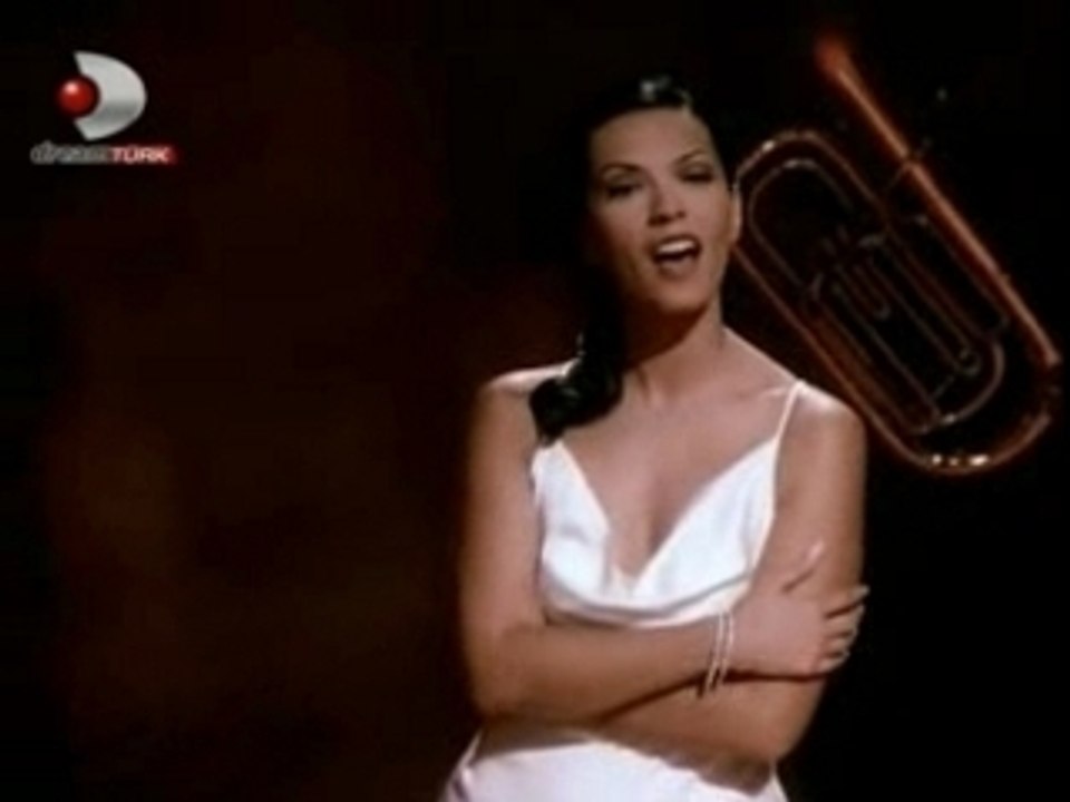 Yesim Salkim - Gönül Hirsizi by Aluxton