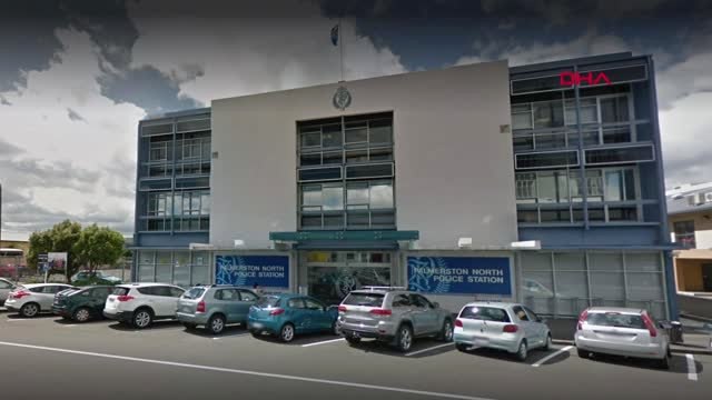 Dha Dış -Yeni Zelanda'da Polis Merkezinden 11 Silah Çalındı