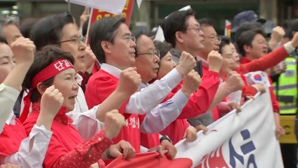 작전회의 vs 장외투쟁...패스트트랙 전운 고조 / YTN