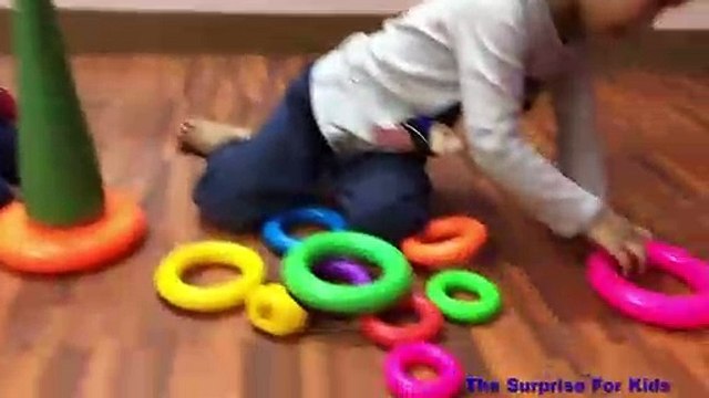 Learn Colors with Stacking Rings | で色を学ぶ 赤ちゃんの幼児 - 子供のための色づ