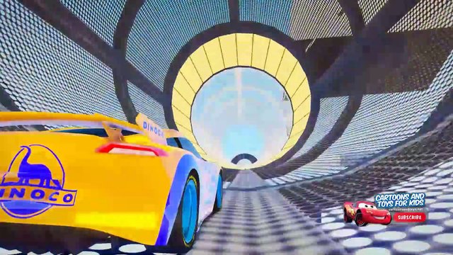 CARS 3 WALL RIDE PARKOUR CHALLENGE (Cars 3 Lightning Mcqueen)