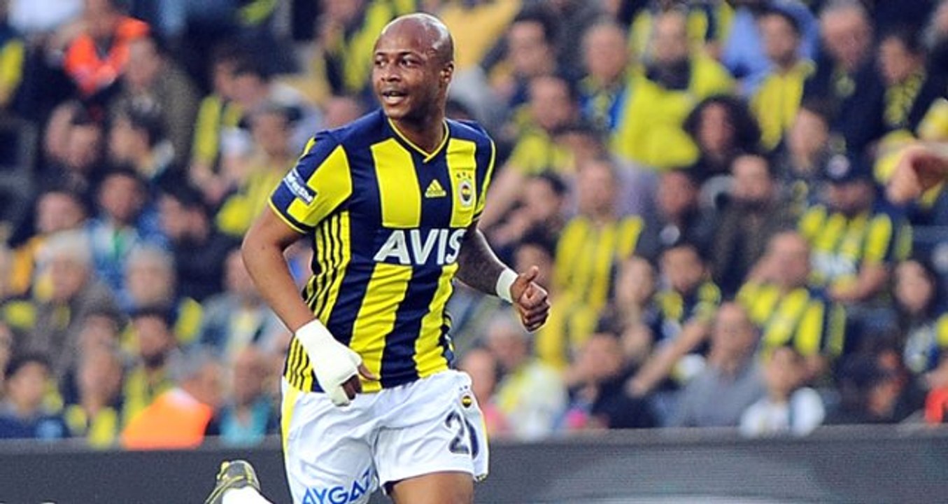 Fenerbahçeli Futbolcuya Tribünlerden Tepki! Islıklandı