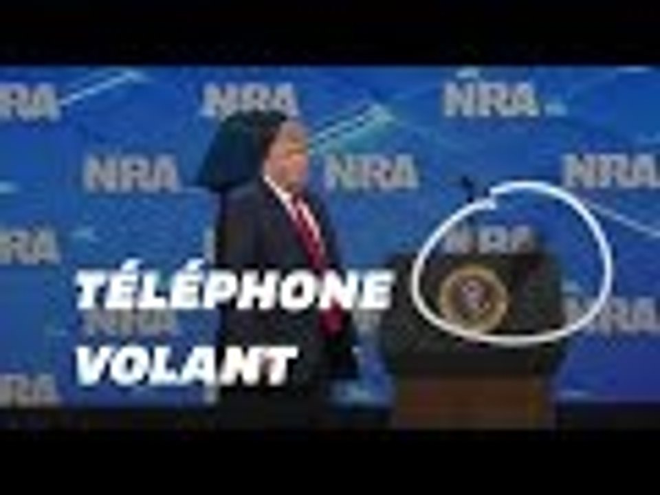 Donald Trump visé par un portable lors de son discours pro-NRA