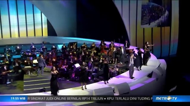 Konser <i>Salute</i> Erwin Gutawa untuk Dee Lestari (5)