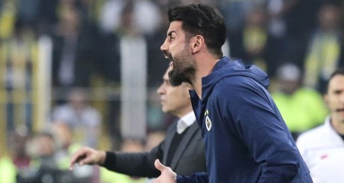 Volkan Demirel, Trabzonspor Maçında Yerinde Duramadı