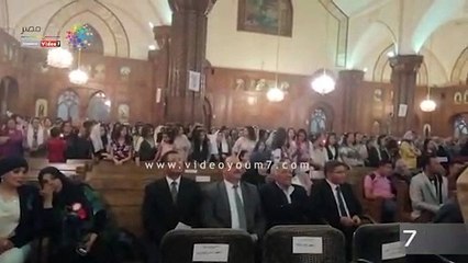 زغاريد بكنيسة الشهيد مارجرجس بالفيوم مع إضاءة الأنوار