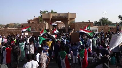 Sudan'da Sisi Karşıtı Eylemler Sürüyor