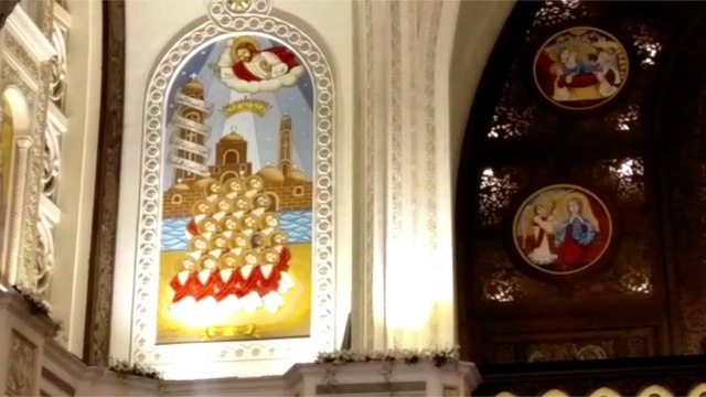 نعي لشهداء الكنيسة على جدران كاتدرائية العباسية تخليدا لذكراهم