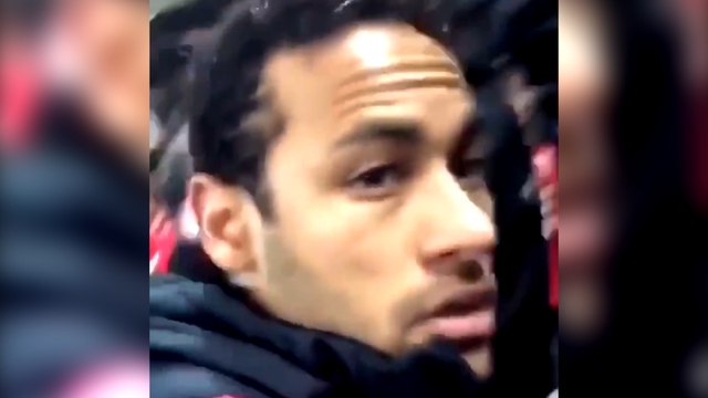 Neymar frappe un spectateur après la finale de Coupe de France perdue contre Rennes