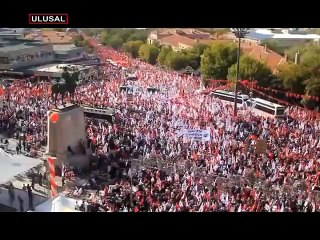 Millet Anıtkabir'e yürüdü Erdoğan ve Gül birbirine girdi