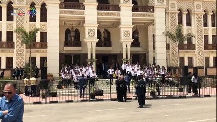 البابا تواضروس يشارك فى ترانيم عيد القيامة