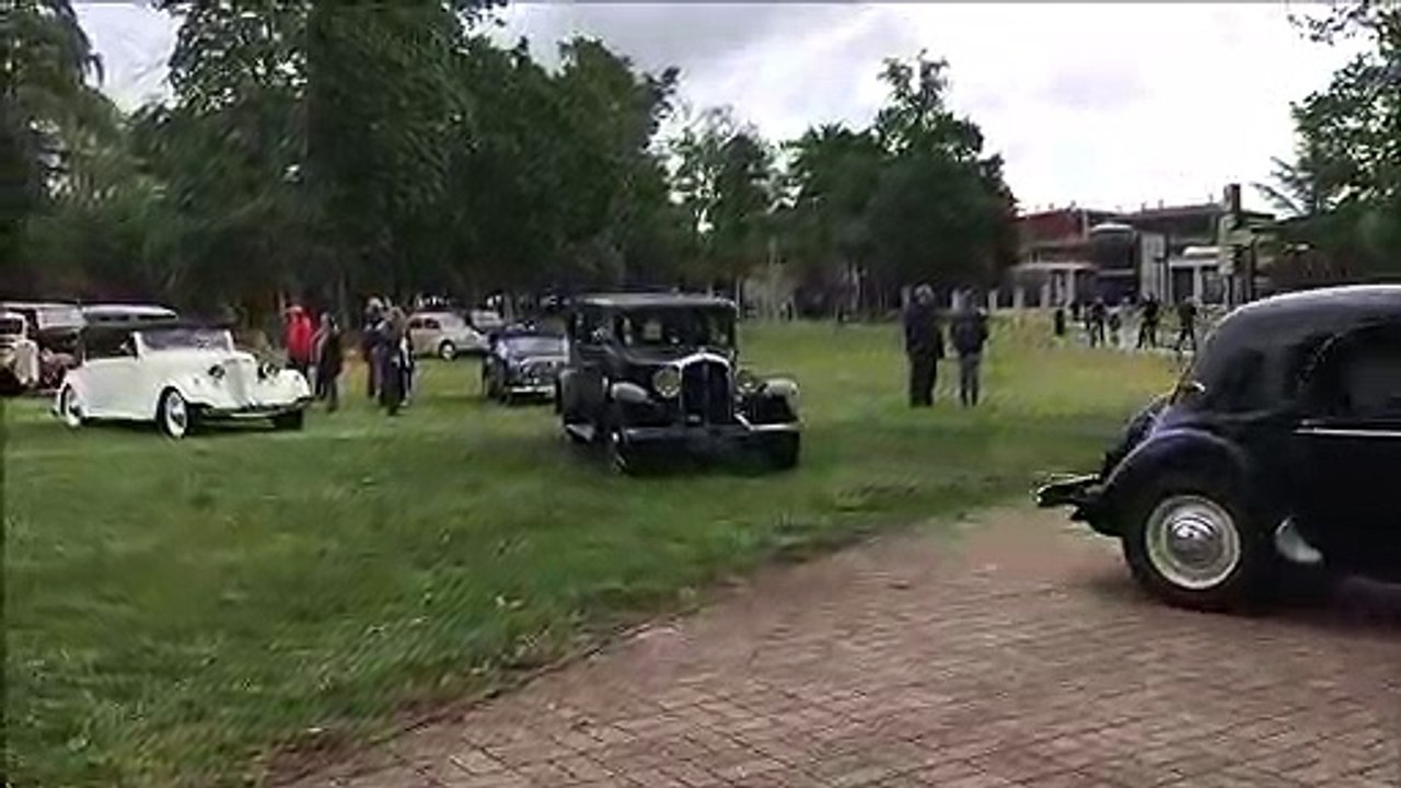 La journée nationale des véhicules d'époque à Brignais