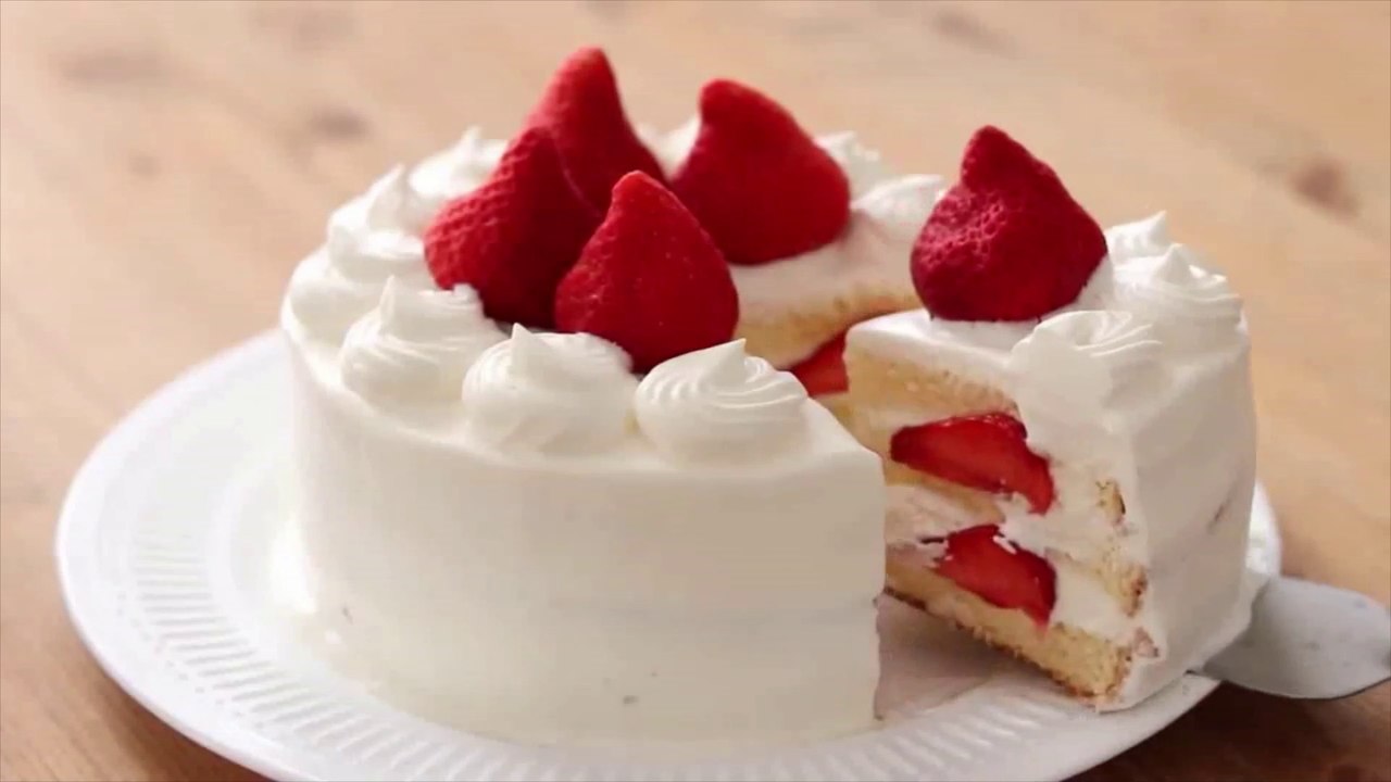 Baking Strawberry Shortcake