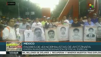 México: Padres de los 43 de Ayotzinapa exigen celeridad en el caso