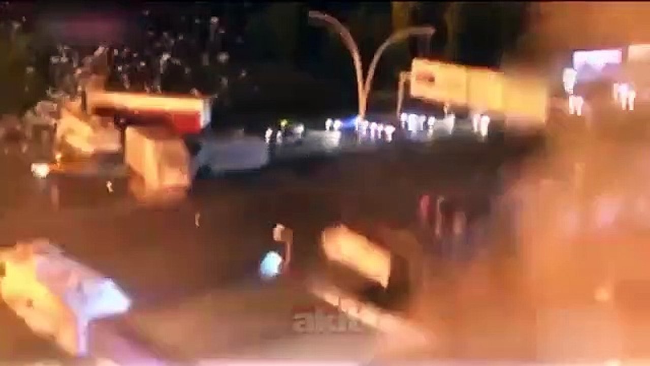 AK Partili Cora eleştirilere yanıt verdi: Hain darbecilere savunma hakkı verecek kadar...