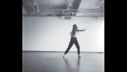 Jane Momoland cover Kill This Love - BLACKPINK