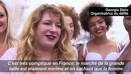 Grandes, rondes, petites, filiformes: défilé "All Sizes" à Paris