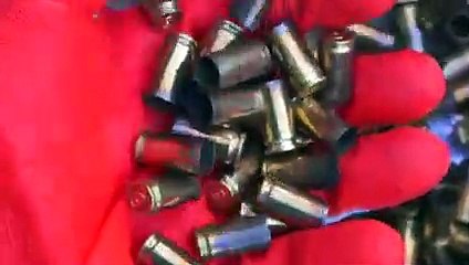 EXPERIMENT:_LAVA_vs_CHICKEN