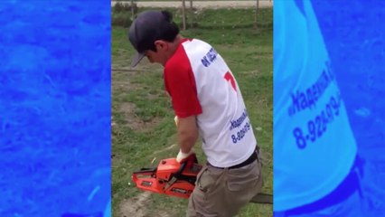 Inconscient, il démarre une tronçonneuse en la tenant entre ses jambes