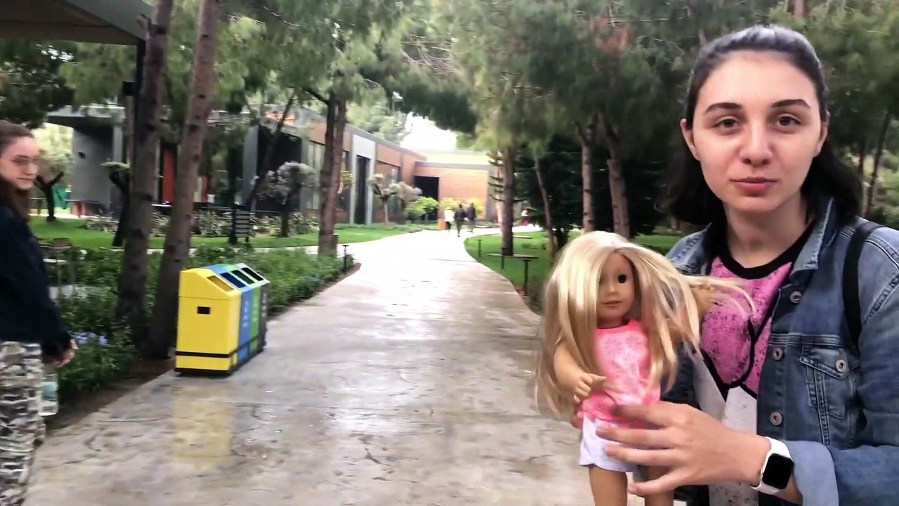 OYUNCAK BEBEKLER TATİLDE! OTEL ODASINDA SAKLAMBAÇ! OTEL ODASI TURU! Bidünya Oyuncak