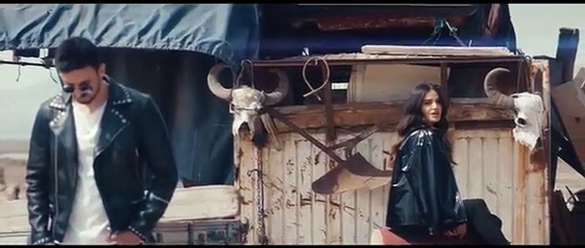 Tarık İster feat. Elif Buse Doğan - Telli Turnam (Official Video)