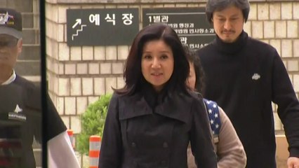 박소연, '안락사 논란'에도 케어 대표직 유지...왜?  / YTN